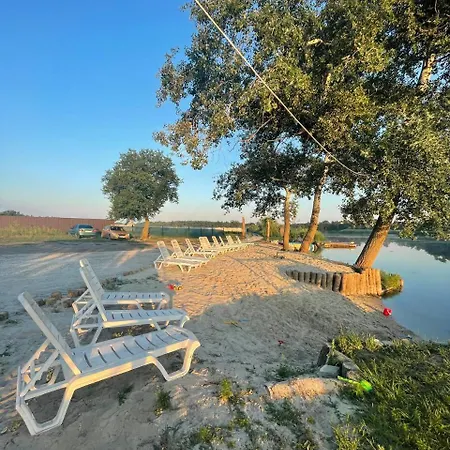 База Відпочинку Шалена Жаба Novomoskovs'k Exterior photo