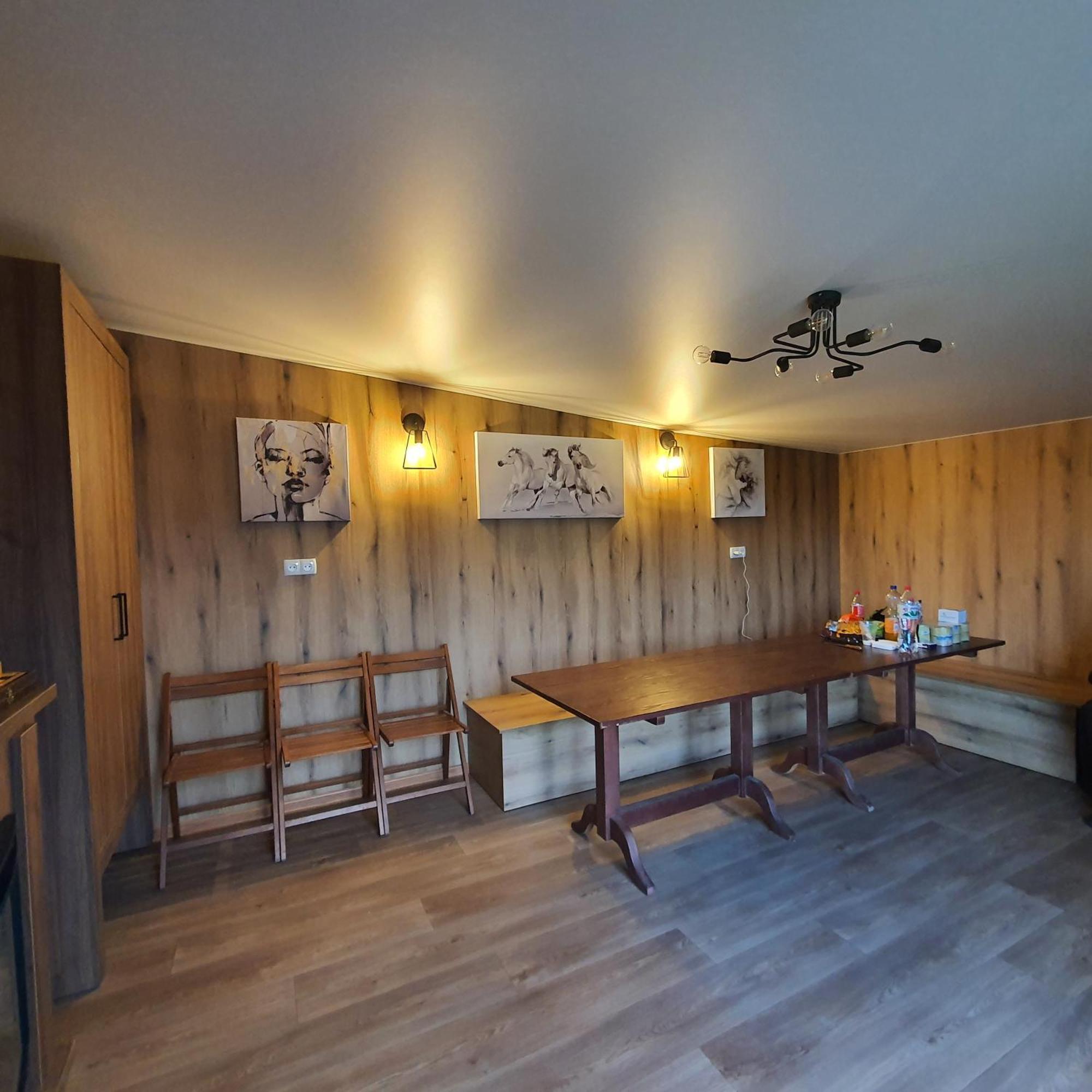 шалена жаба Holiday home